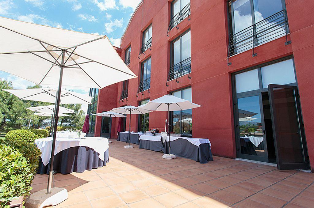 Hotel Barcelona Golf Resort 4 Sup ซานต์ เอสเตเว เซสโรวิเรส ภายนอก รูปภาพ