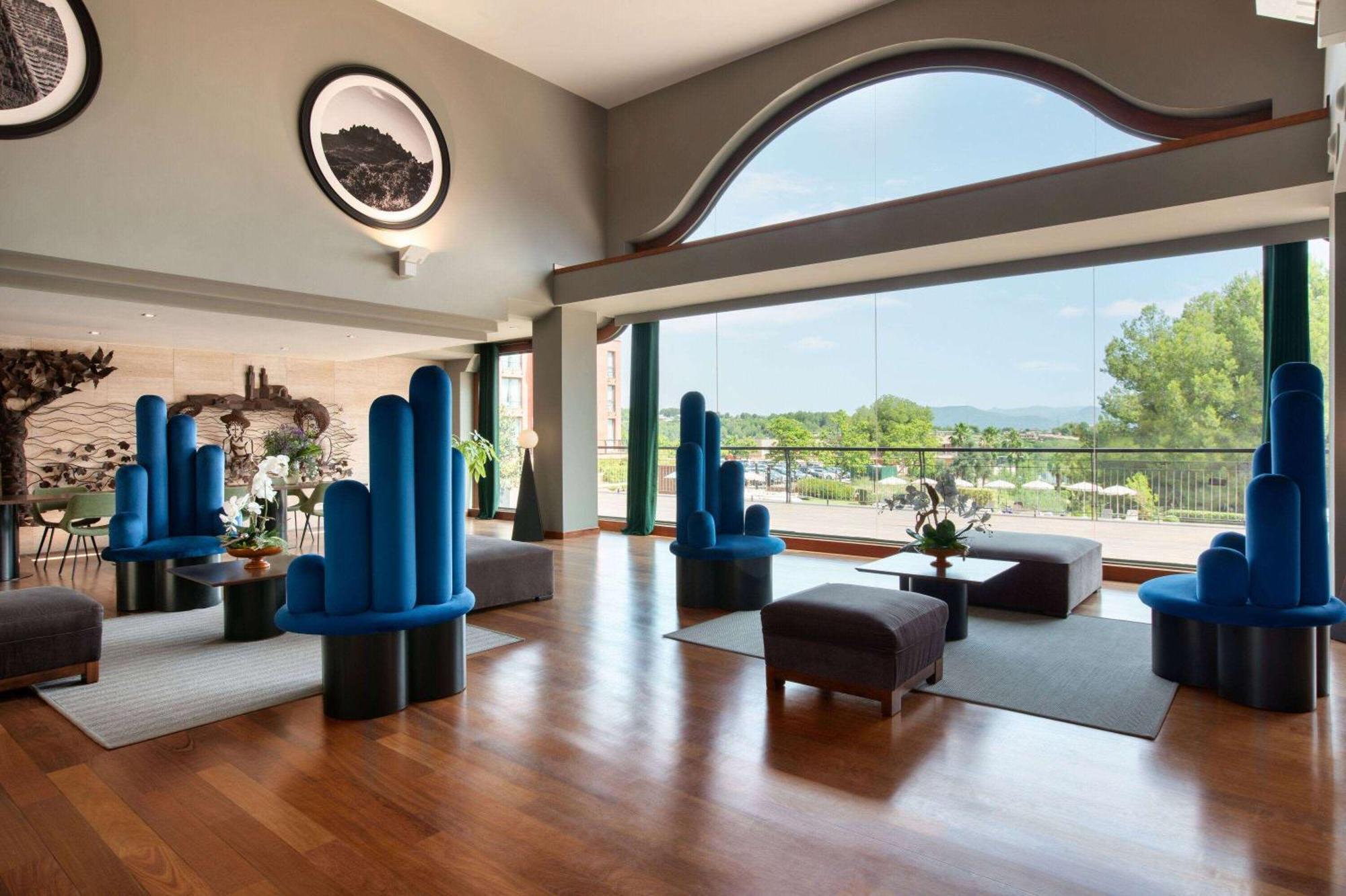 Dolce By Wyndham Barcelona Resort ซานต์ เอสเตเว เซสโรวิเรส ภายนอก รูปภาพ